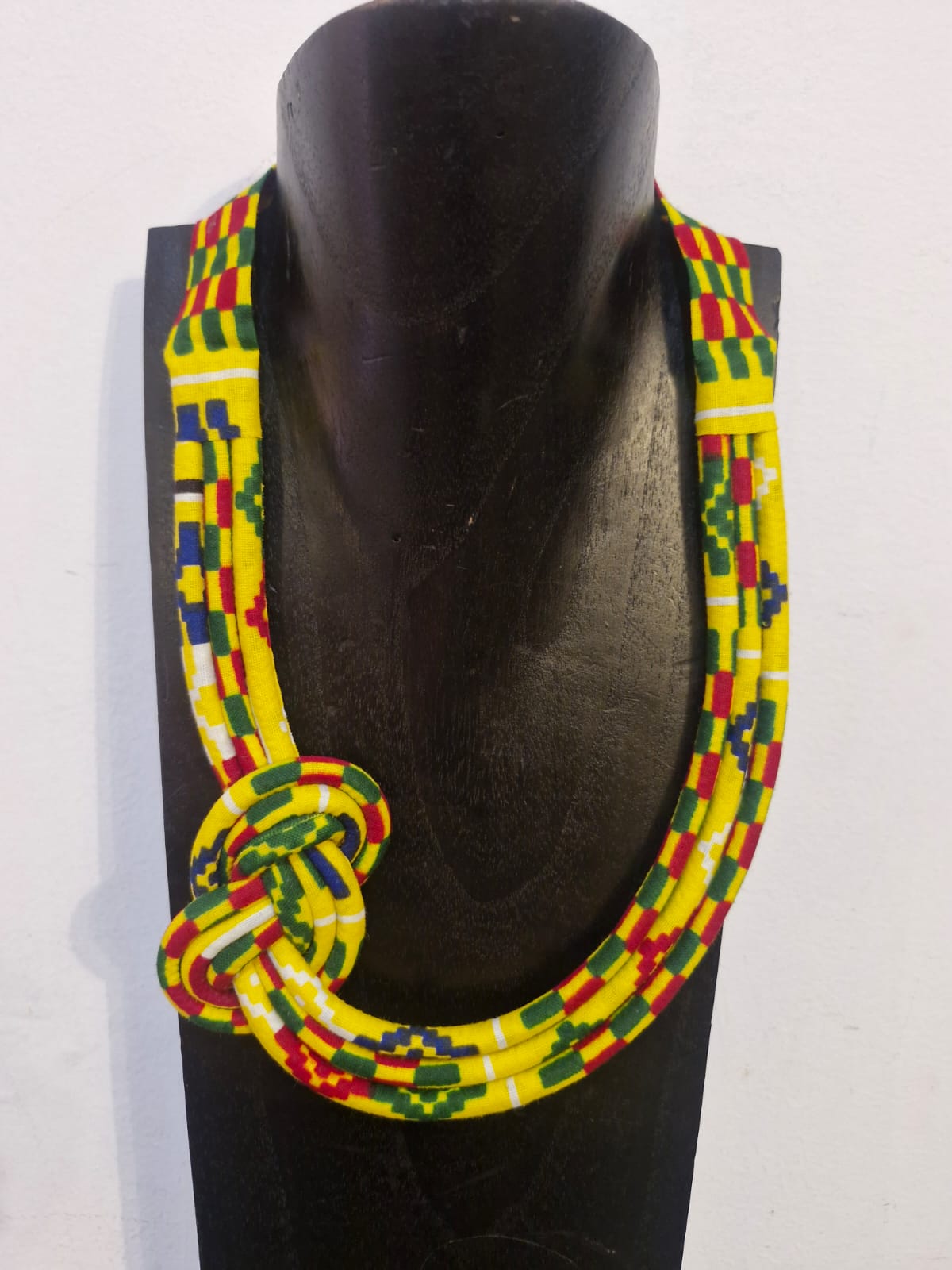 Collar wax feel